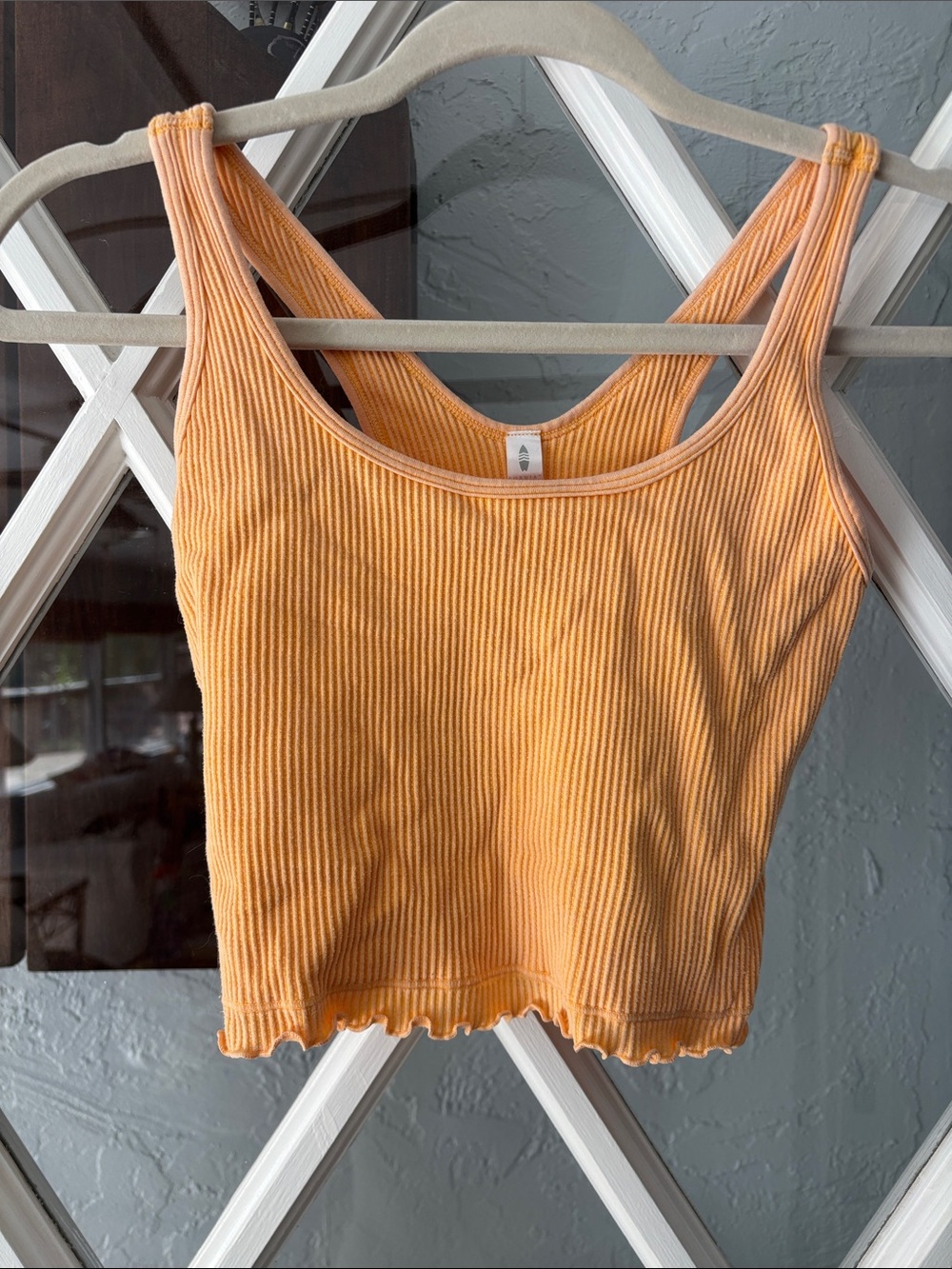 Anthropology Women's Ribbed Tank Crop Top in Peach - Stretchy Scoop Neck